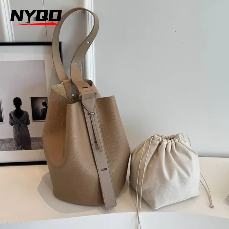 Retro PU Leather Shoulder Crossbody Bag for Women Popular Designer Fashion Female Large Capacity Bucket Handbags Underarm Bag