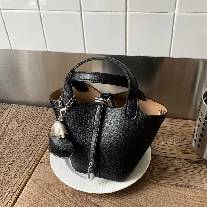 Niche Design Mini Bucket Bags for Women 2025 New PU Leather Crossbody Bag Female Daily Out Handle Basket Bags