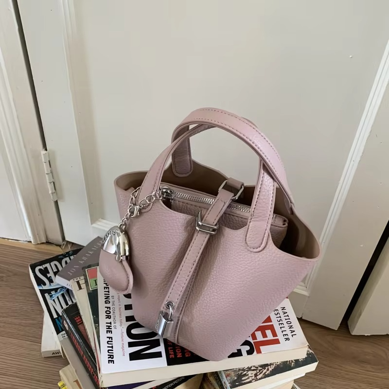 Niche Design Mini Bucket Bags for Women 2025 New PU Leather Crossbody Bag Female Daily Out Handle Basket Bags