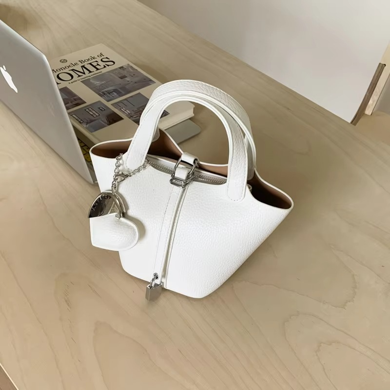 Niche Design Mini Bucket Bags for Women 2025 New PU Leather Crossbody Bag Female Daily Out Handle Basket Bags