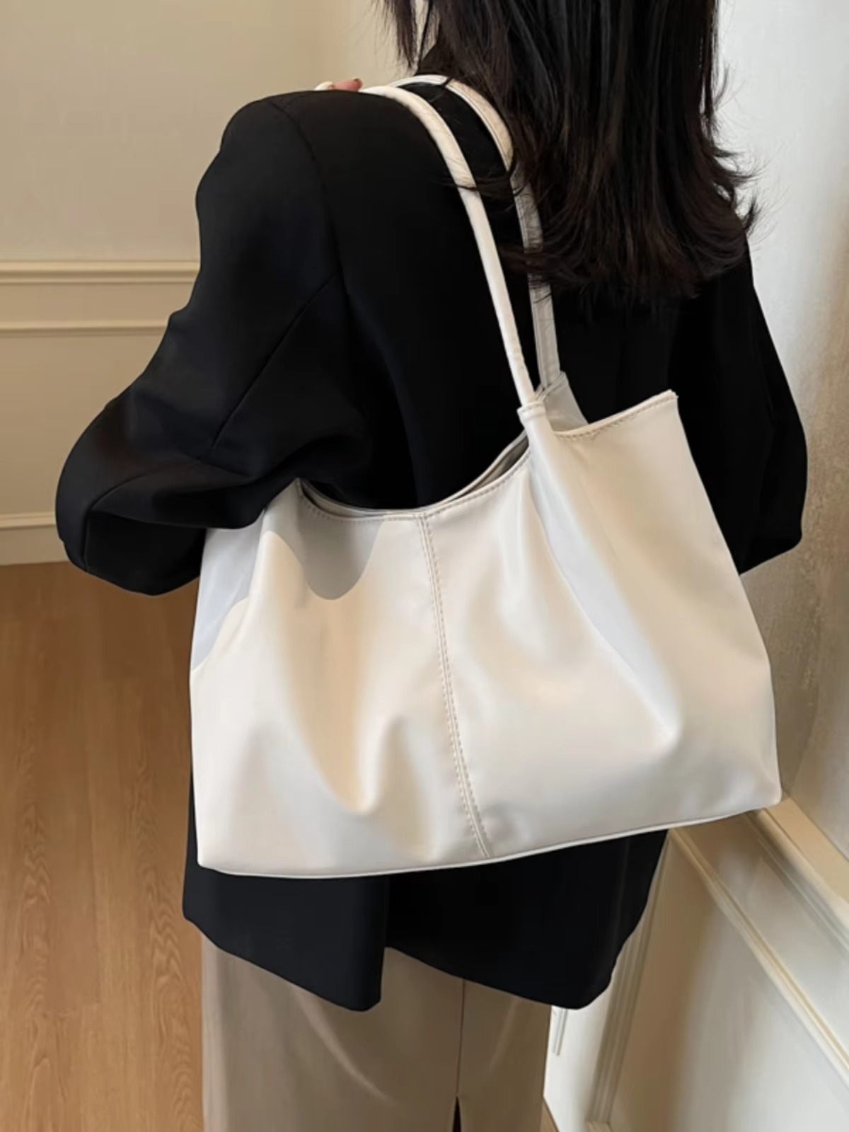 Faionable Large Capaci Tote Bag 2024 New Sle Single oulder Women's Bag Versatile Daily Commuting Bag Trendy Korean Sle
