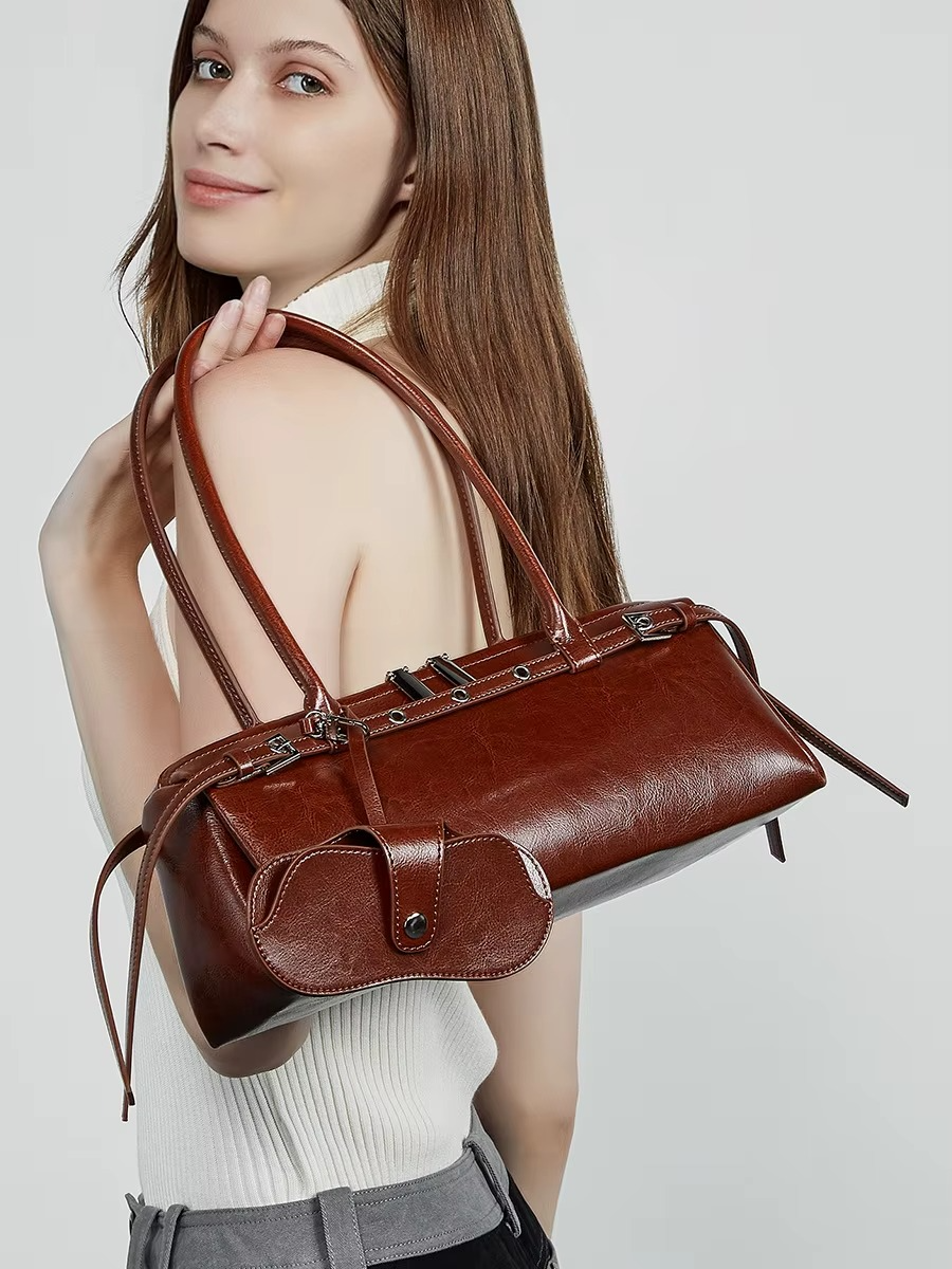 2025 New Genuine Leather Women's Shoulder Bag luxury Cowhide ladies handbag baguette bag female Commuter Shopping Underarm Bag
