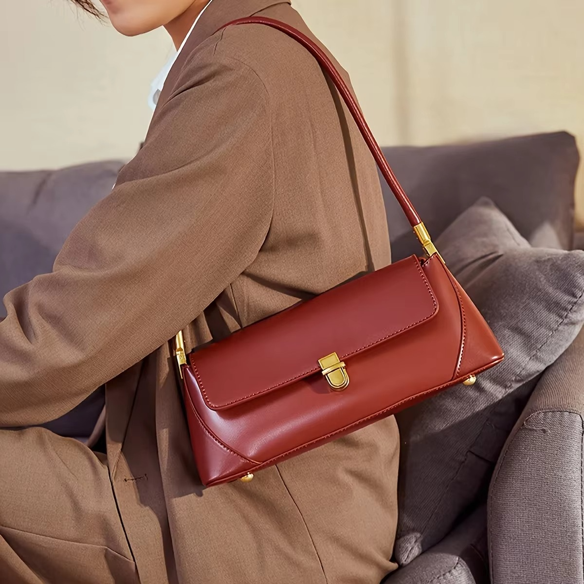 Vintage Women's Bag PU Material Shoulder Bag French Baguette Underarm Bag Hundred Commuting Handbag