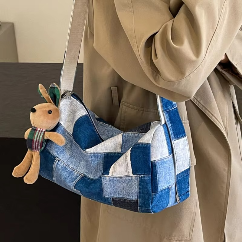 Casual Print Crossbody Bag, High Capacity, Adjustable Shoulder Strap, Zipper Closure, Pillow Bag For Commuting