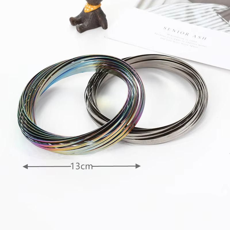 Decompression Magic Bracelet Flow Ring Anti-Stress Kinetic Spring Stainless Steel 3D Shaped Sensory Color Rings Fun Party Toys