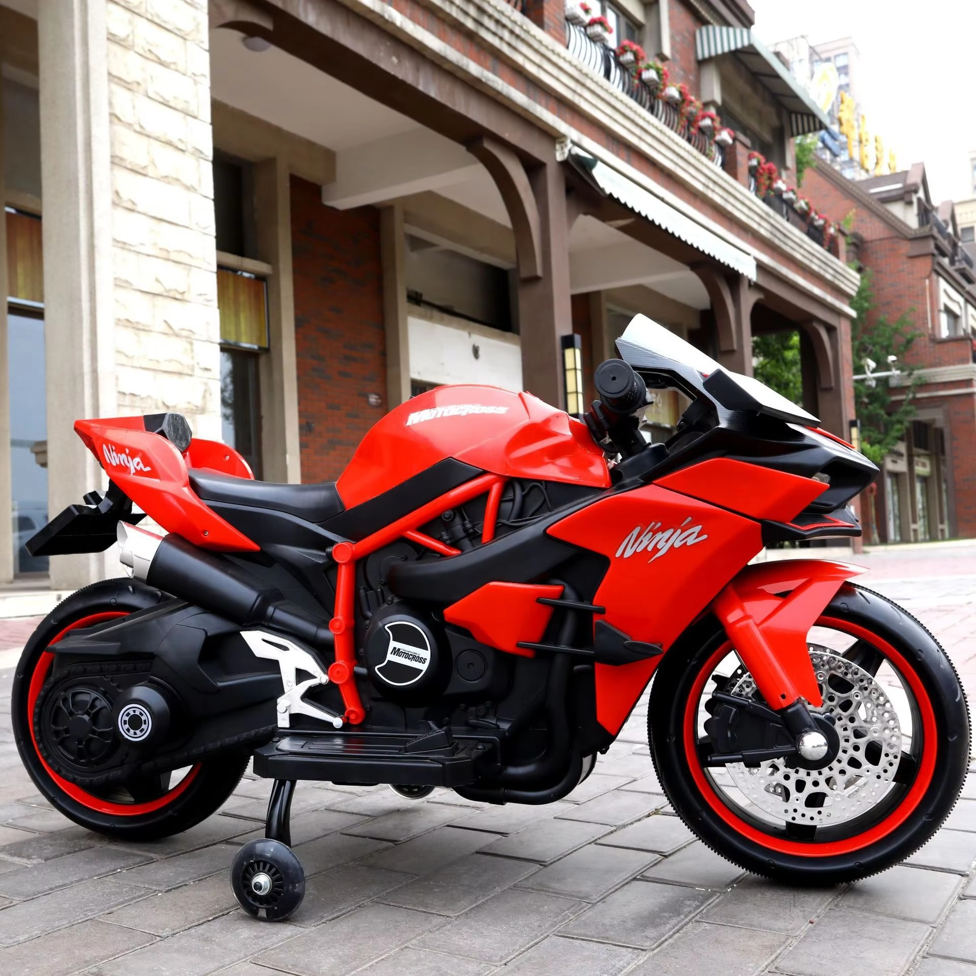 Children's Electric Car Cool Wheel Lights Dual Drive Boys Motorbike Tricycle Baby Electric Motorcycle Motorbike for Kids Ride On