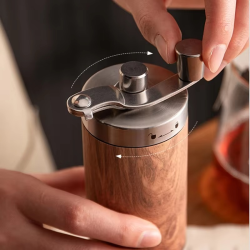 New Factory Collection Coffee Bean Grinder Portable Wood Grain Stainless Steel Crank Hand Hand Coffee Grinder Kitchen Tool
