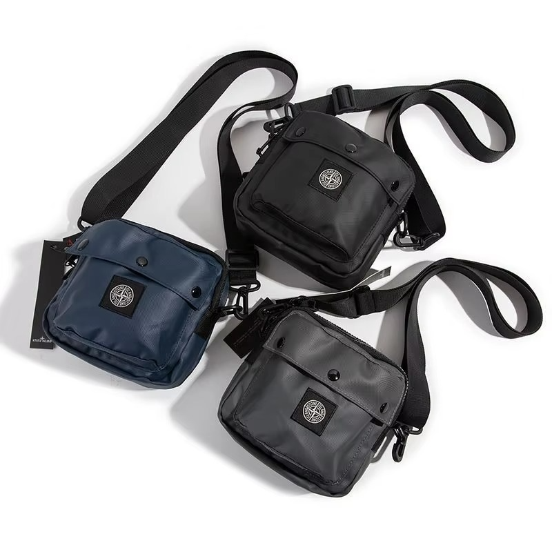 Fashionable mini small square bag, suitable for both men and women