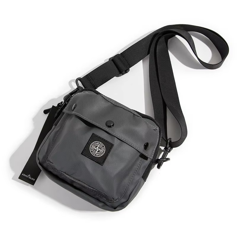 Fashionable mini small square bag, suitable for both men and women