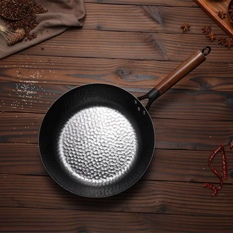 Non-coated Cast Iron Wok Non-stick Pan Smokeless Fried Pan Cook Pots Kitchen Cookware Chef Pan Cooking Tools