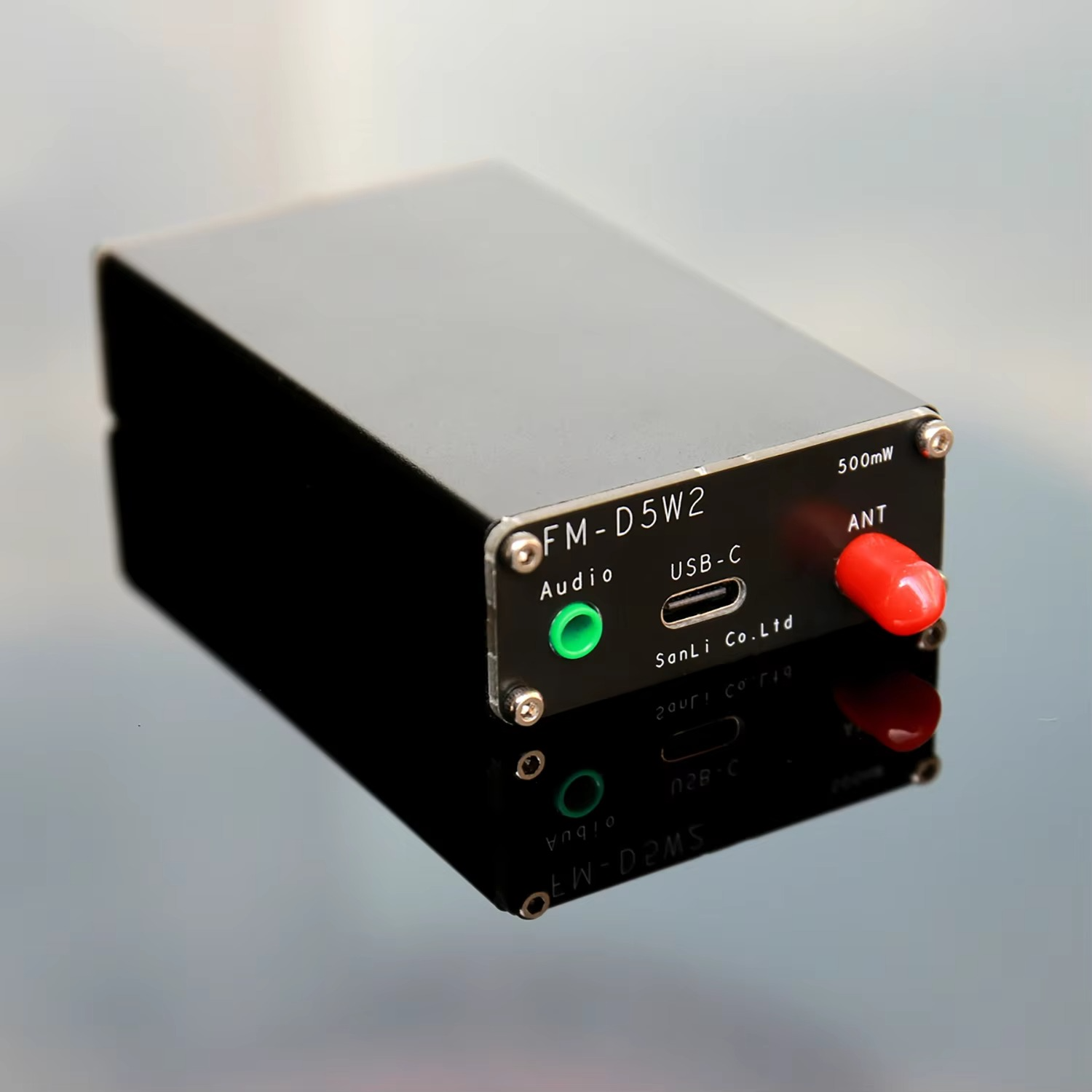 0.5W FM Transmitter 76M-108Mhz Digital Display Stereo FM Transmit TYPE-C USB Churches CAR Radio Broadcast School Campus Station