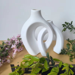 Hollow Nordic Modern Ceramic Vase Set of 2 for Modern Home Decor,Modern Boho Hollow Flower Vases for Living Room Bookshelf