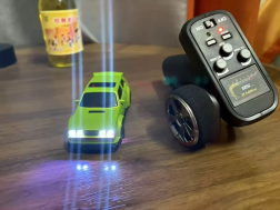 1:43 Rc Cars Full-Scale Four-Wheel Drive High-Speed Drift Car Remote Control Car 2.4g With Gyroscope Mini Remote Control Car Toy