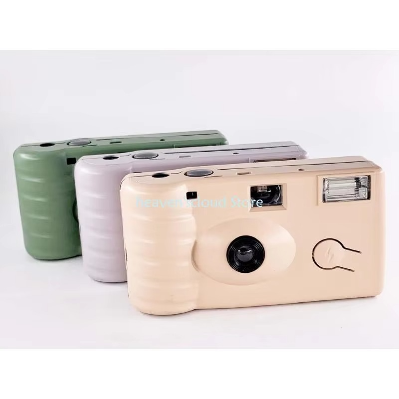 Y88B Disposable Camera with 17 Sheets Film Flash Power Single Use Once Take Picture