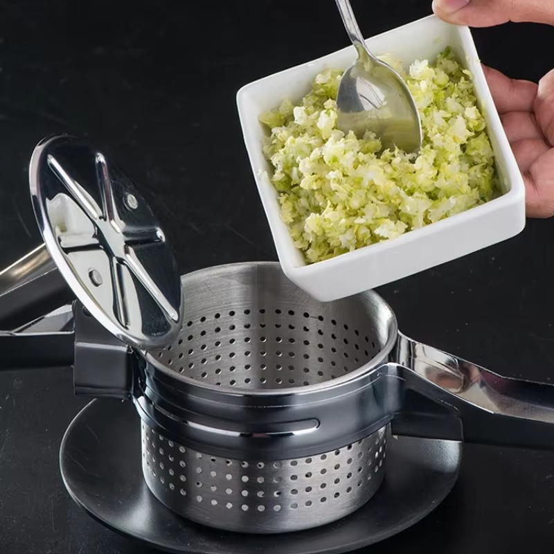 Stainless Steel Manual Vegetable Water Extractor - Efficient Kitchen Tool for Dehydration, Dumpling Filling & Home Cooking