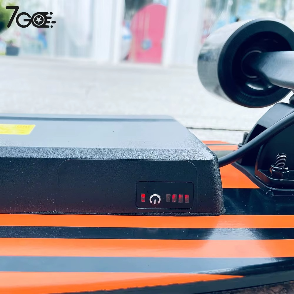Warehouse Newest model colorful electric skateboard for sale Four-Wheel 300w Motor remote control Electric Skateboard