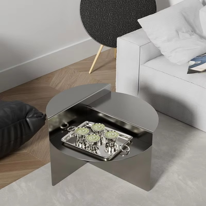 Italian Modern Round Coffee Tables Minimalist Iron Side Table for Small Space Metal Center Table with Sleek Design for Apartment