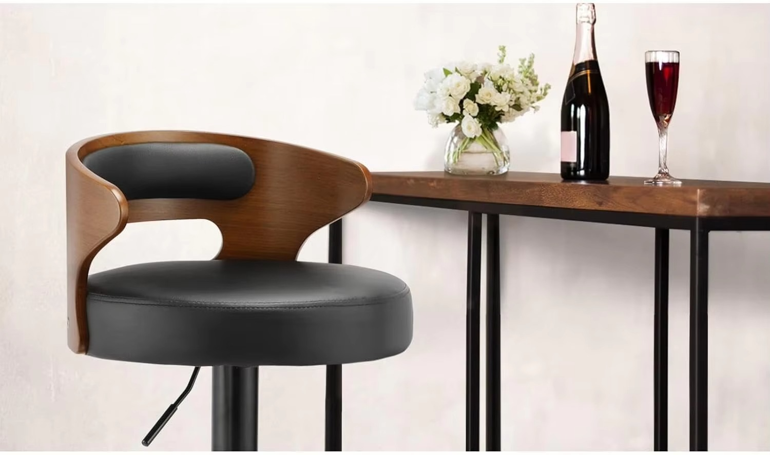 Bar Stool Set of 4 Home Kitchen Barstools with PU Leather Seat and Gas Lift Barstools in 57-77cm Height and Footrest Swivel Chai