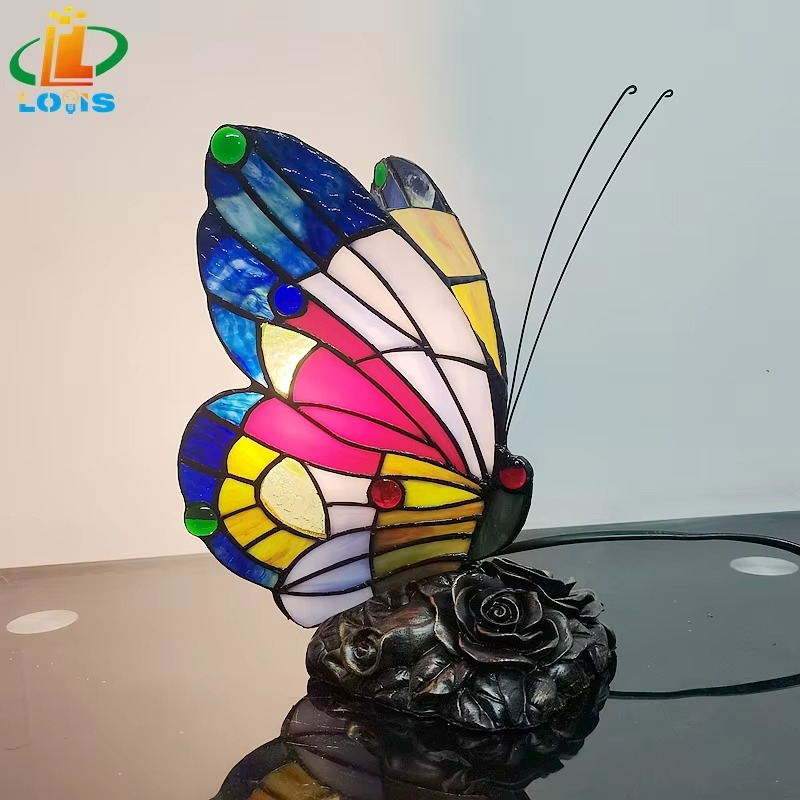 Tiffany Style Butterfly Night Light Bedroom Bedside Table Decoration Stained Glass Retro LED Living Room Bar Art Gift Lamps