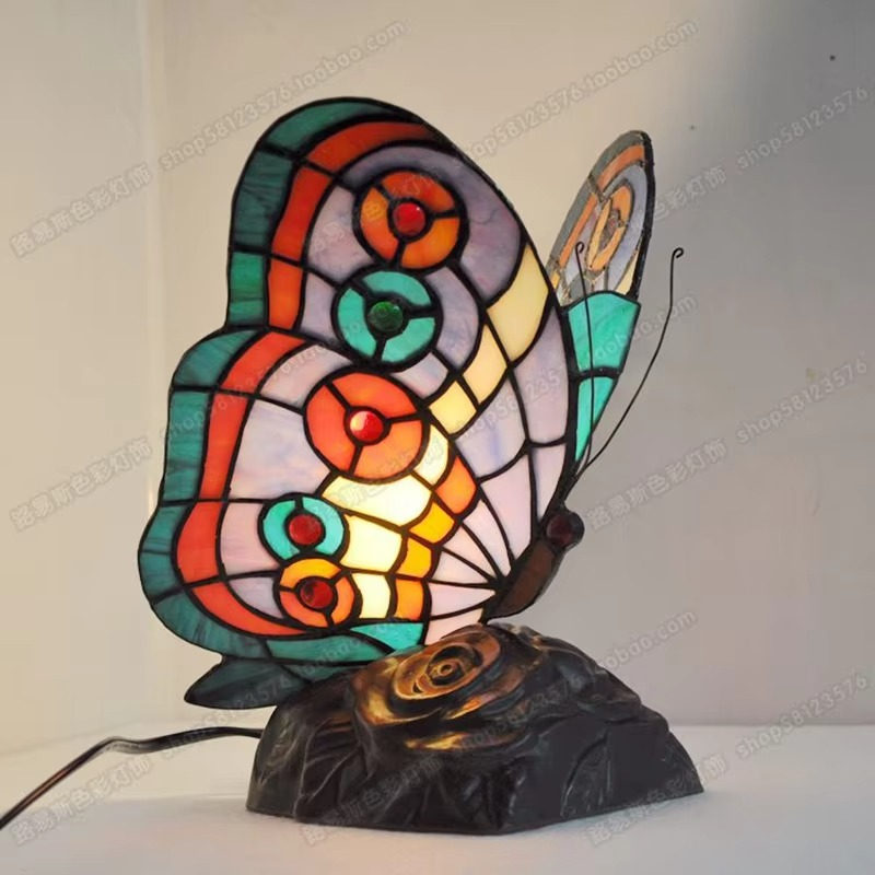 Tiffany Style Butterfly Night Light Bedroom Bedside Table Decoration Stained Glass Retro LED Living Room Bar Art Gift Lamps