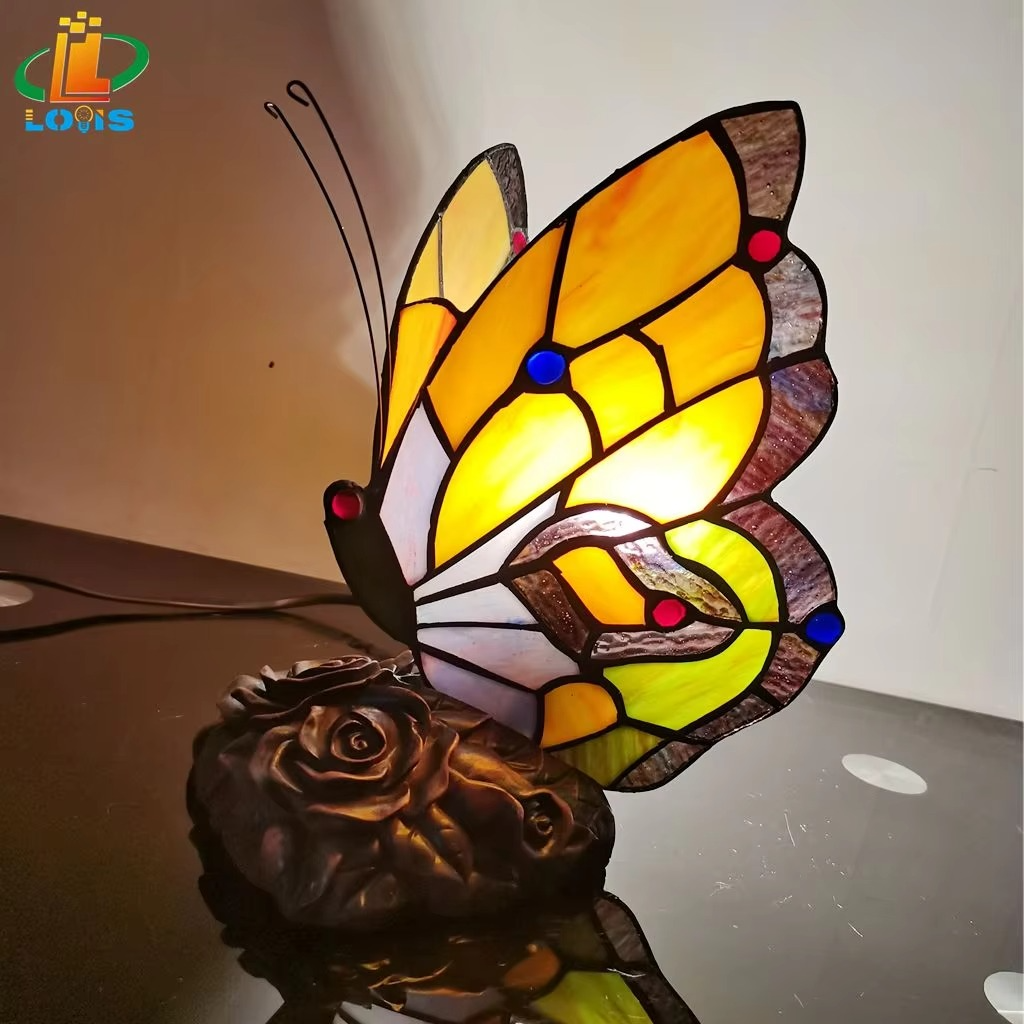 Tiffany Style Butterfly Night Light Bedroom Bedside Table Decoration Stained Glass Retro LED Living Room Bar Art Gift Lamps