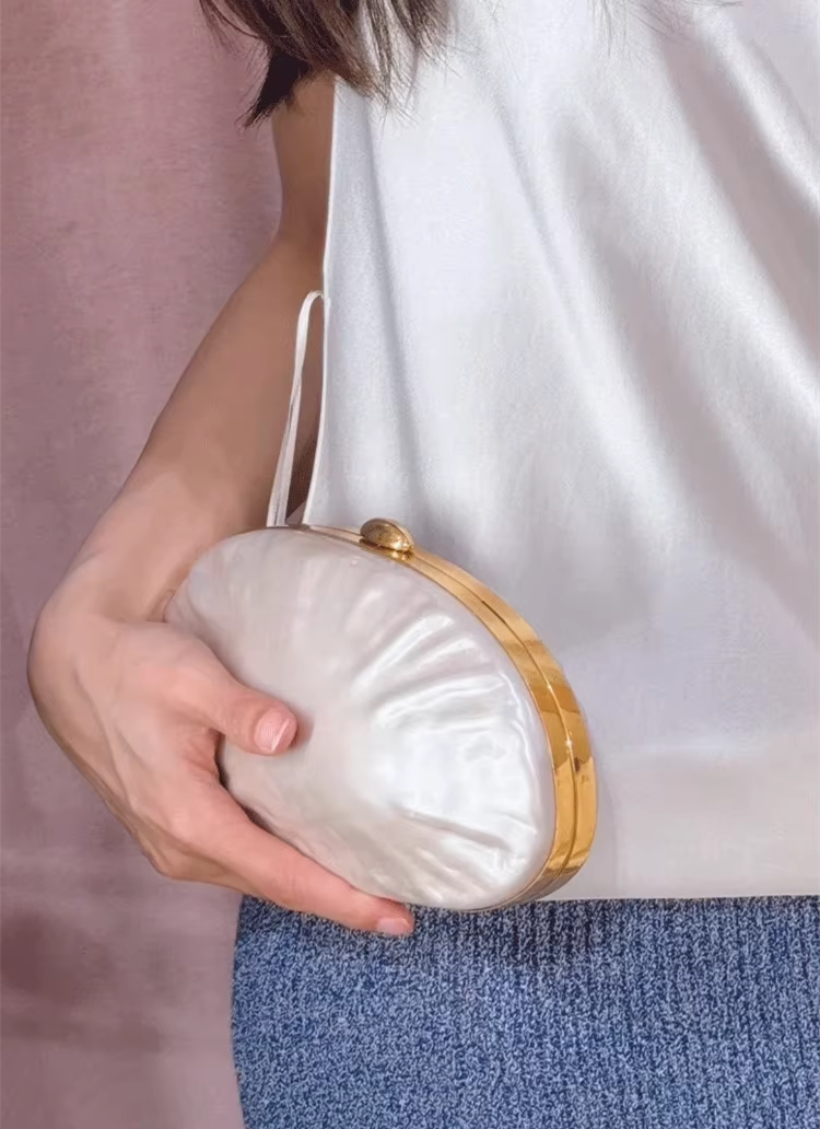 Dinner Bag Single Shoulder Diagonal Wedding Banquet Clutch Chain Bag Niche Design New French High-End Acrylic Clutch Bag Retro Pearl Dinner Hand Bag Shoulder Bag