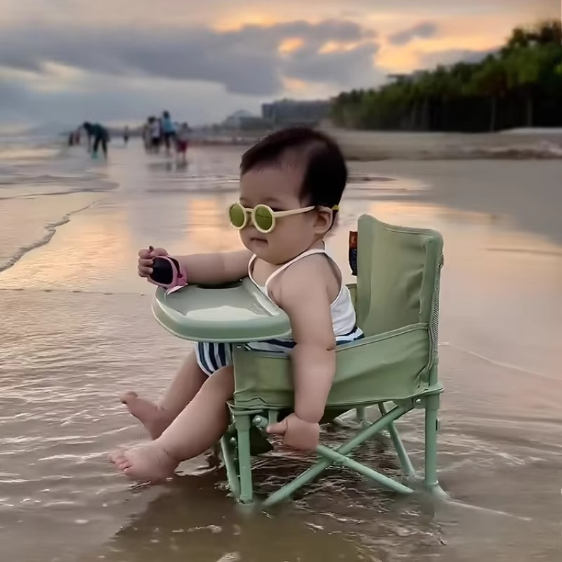 Foldable Baby Highchair with Anti-Slip Seat-Multi-Functional Feeding Chair for Outdoor Easy-Clean Portable Design for Beach