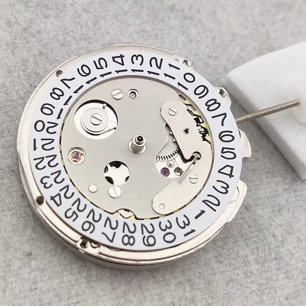 China NH35 Movement Can Replace The Japanese NH35 Movement At 3 o'clock White Date High Accuracy Automatic Mechanical NH35A