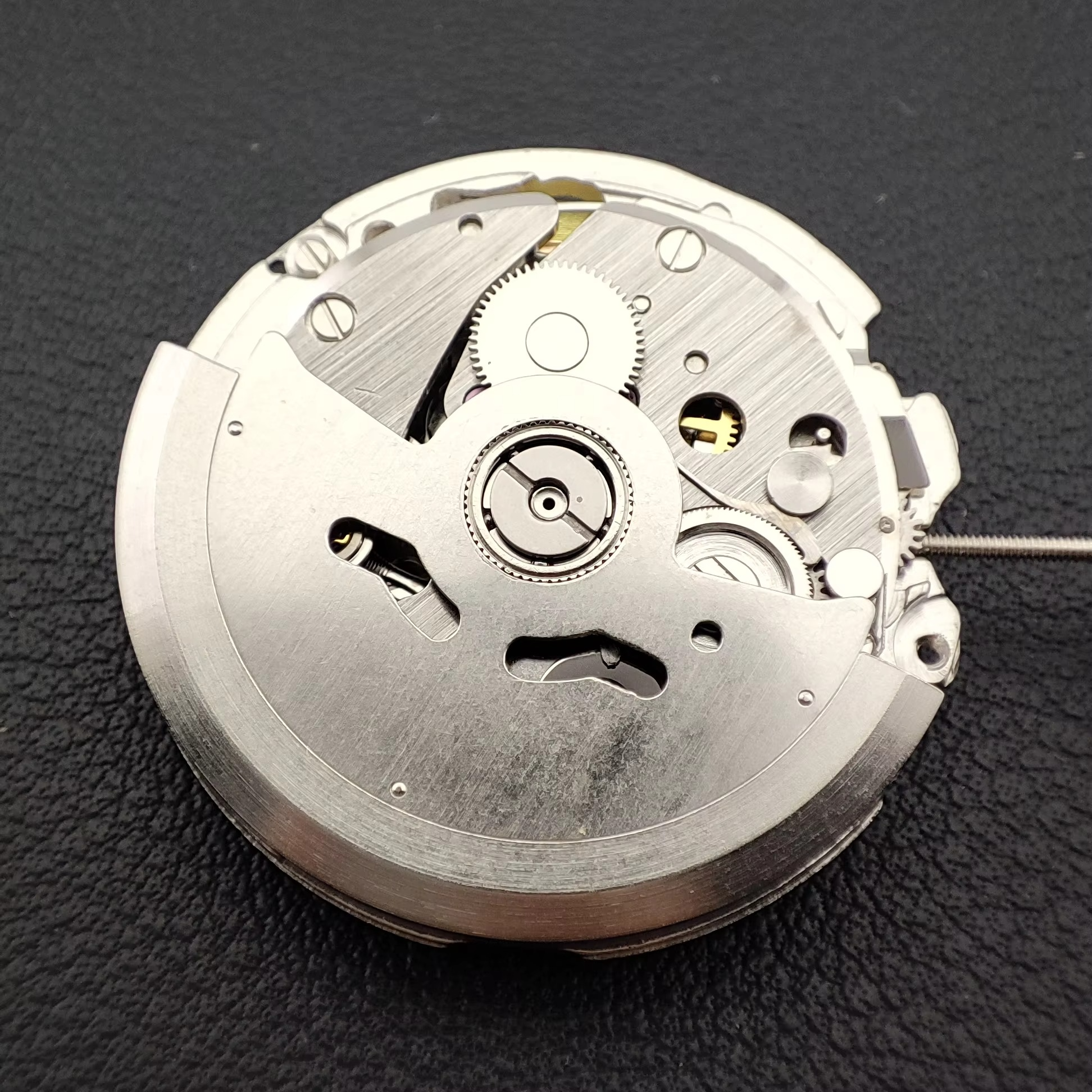 Made in China NH35A NH35 Movement Independently developed NH35 Automatic mechanical movement for men's Watch replacement parts