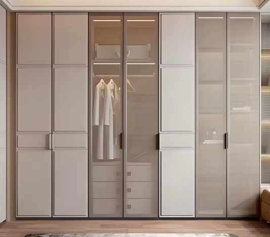 Customizable Modern Wood Panel Wardrobes Aluminum Material for Bedroom Hotel Living Room Home Apartment Villa & School Use