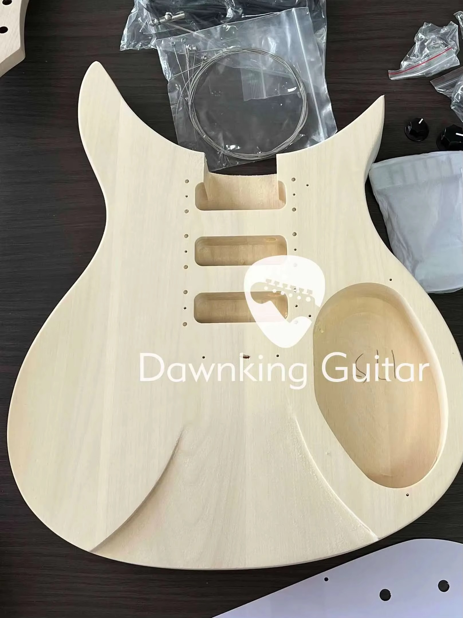 325 Style DIY Electric Guitar Kit Basswood Body Maple Neck Rosewood Fingerboard Free Shipping