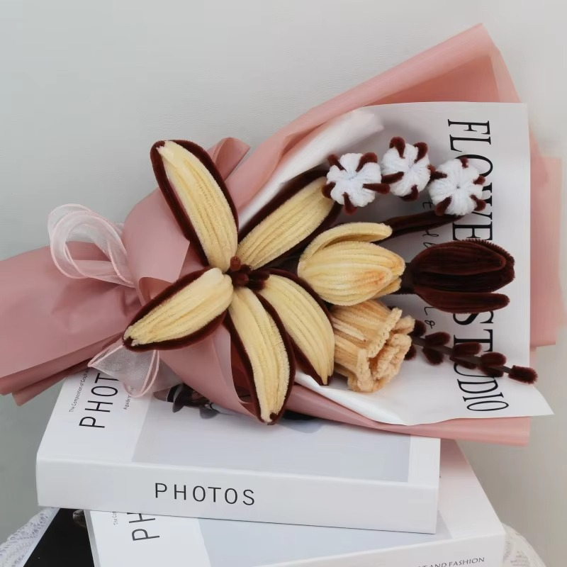 PIPE Brown Lily flowers Bouquets Handmade Artificial Flower Christmas‘ Day Gifts For Mom Girlfriend Fake Flowers Home Decor
