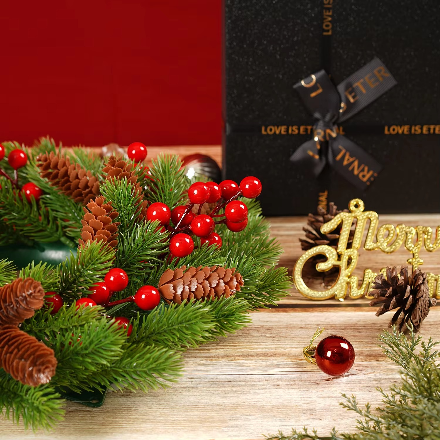 Artificial Christmas Wreath, Green, Decorated with Pine Cones, Berry Clusters, Frosted Branches, Christmas Collection