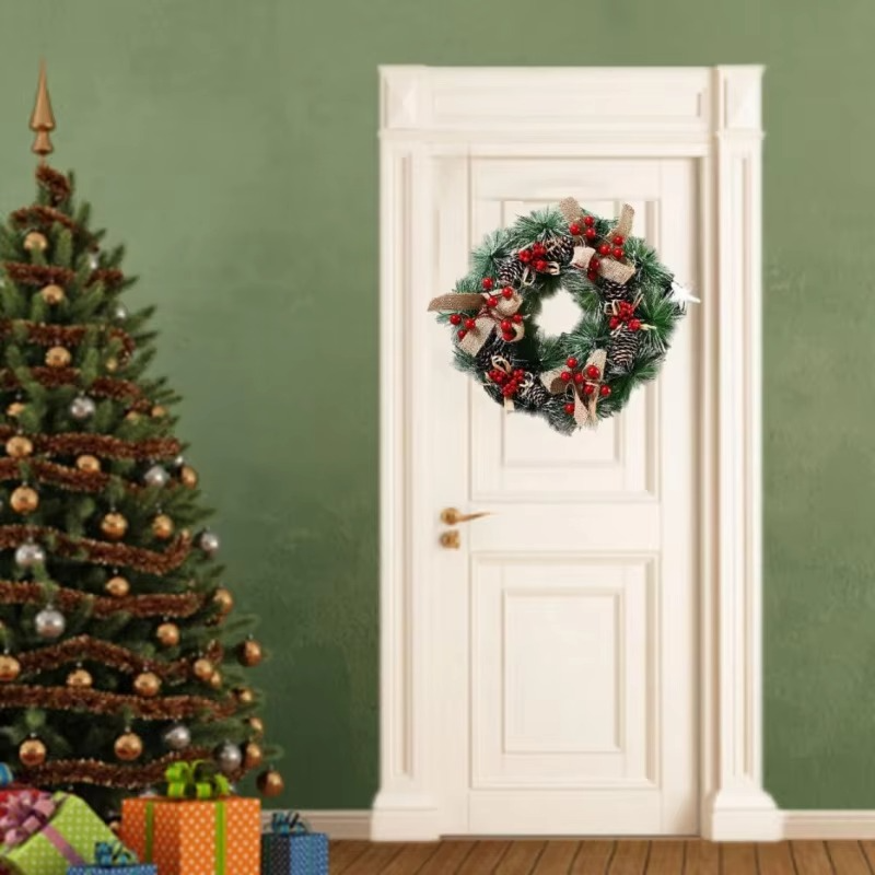 Christmas Wreath Artificial Berry Door Decoration, 32cm Faux Leaf Xmas Decor, Holiday Home Ornament, Festive Indoor Outdoor Use