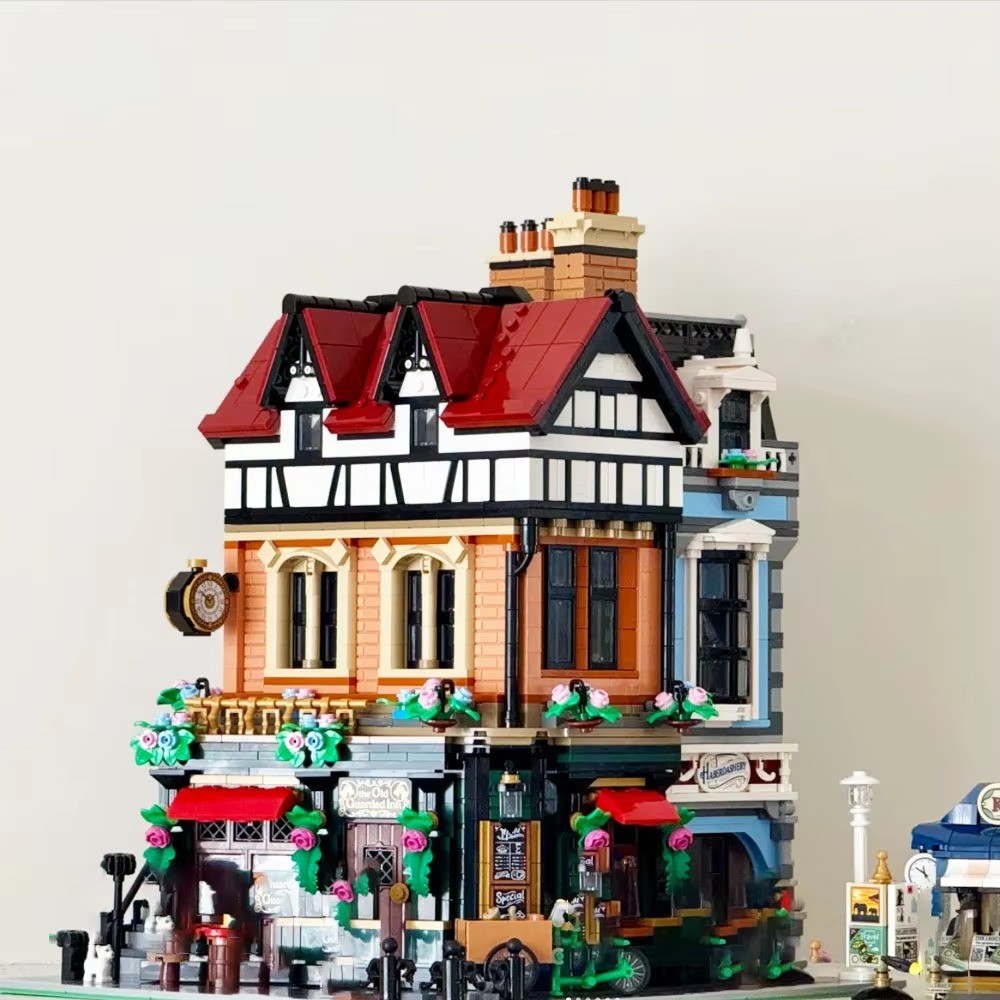 3266PCS MOC Tudor Corner Modular Building Blocks Creative Expert Street Views Bricks Toy Kids Adult Christmas Gifts