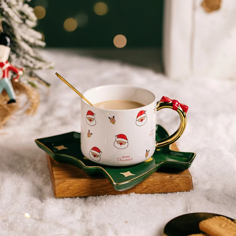 220ml Christmas Gift Creative Ceramic Coffee Cup and Dish Set Xmas Tree Design Plate Household Coffee Cup Sets With Spoon