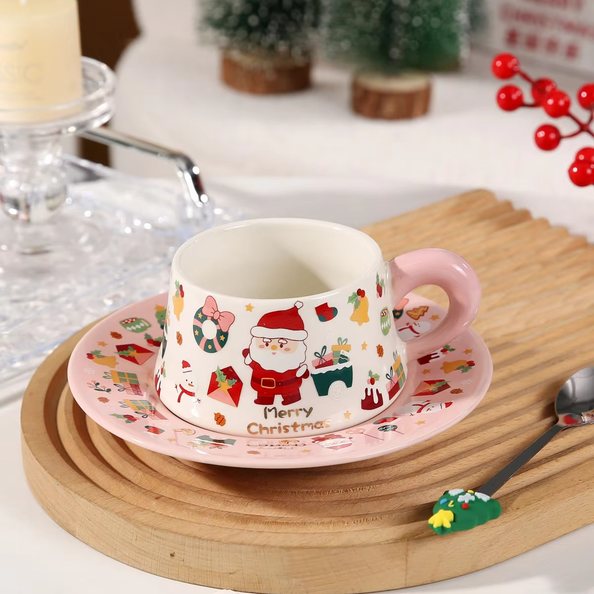 Christmas Ceramic Coffee Mug and Saucer Set Santa Claus Cup Saucer Ceramic Mug Souvenir Cute Cup For Christmas Festival Gifts