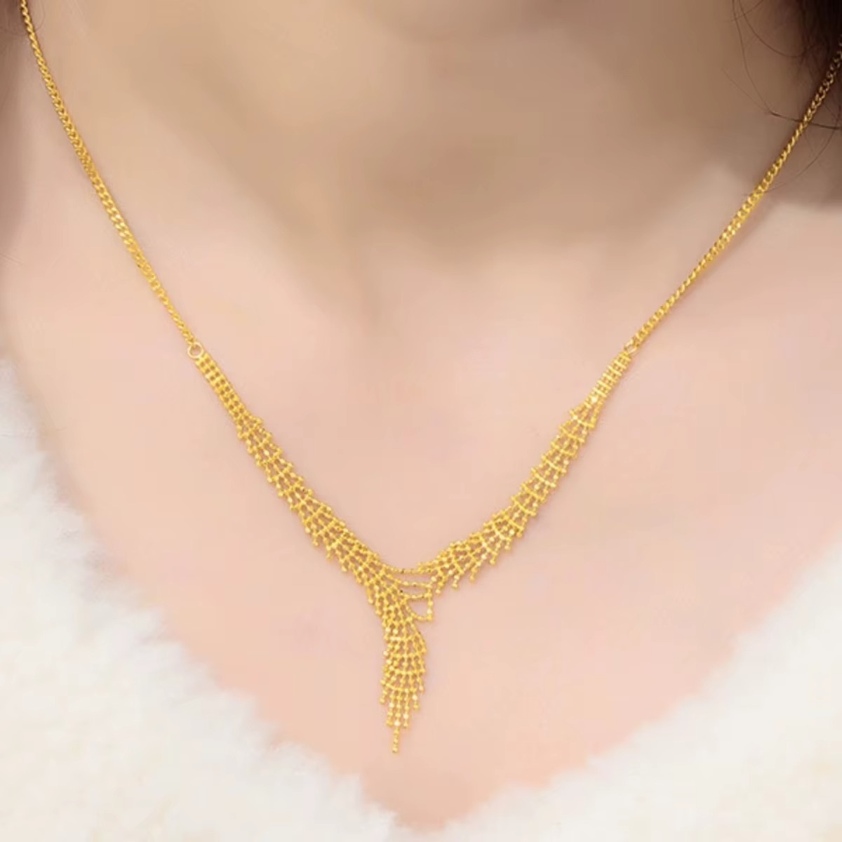 Luxurious 9999 24K real gold lace tassel necklace, individual, sweet, exquisite and sexy collarbone chain women's accessory