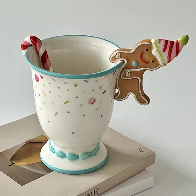 Creative Christmas Tree Ceramic Mug Large Capacity with Lid and Spoon Home Office Cup