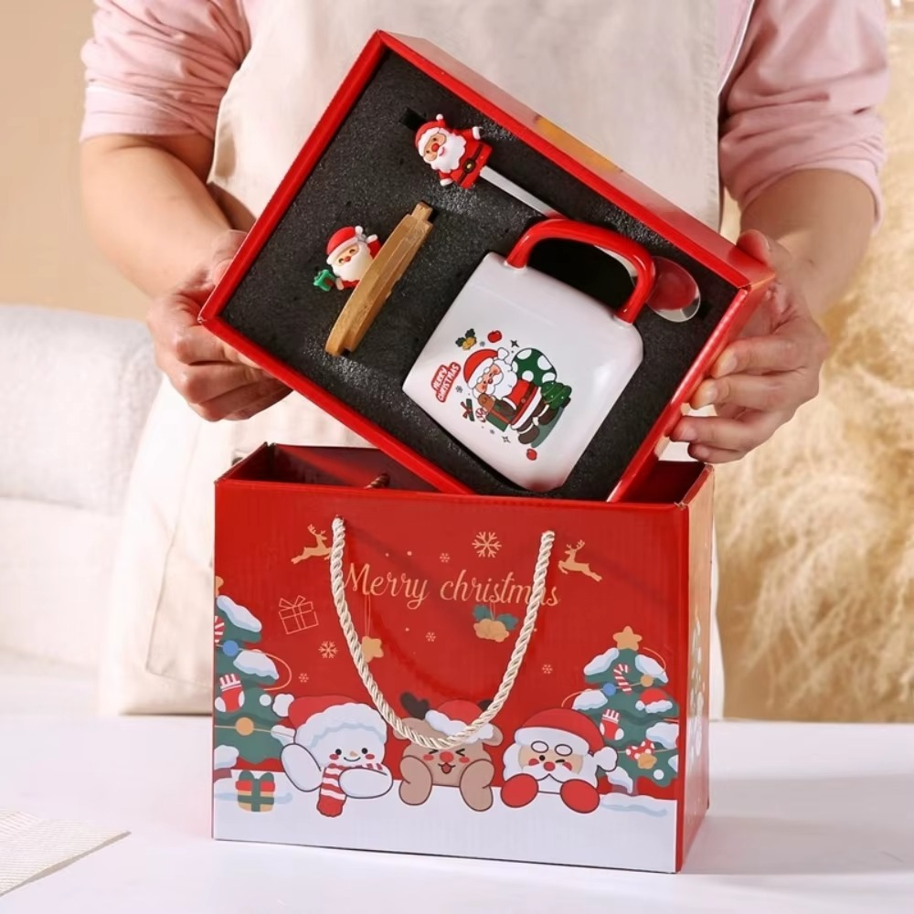 Cute Merry Christmas Mug Gift Box Ceramic Wooden Lids Cup Spoon Set Party Accessories Red Green Coffee Cup Teaspoon Home Use
