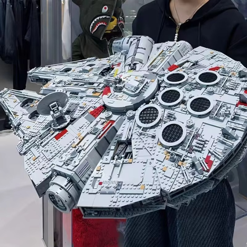 UCS The Large Millennium Ship Falcon Building Blocks Bricks MOC Toys Adults Kids Birthday Christmas Gifts