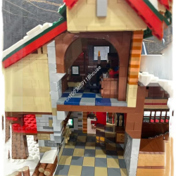 2454pcs MOC Winter Village Building Creation Station Christmas Limited Edition Architecture Building Blocks Ideal for Display