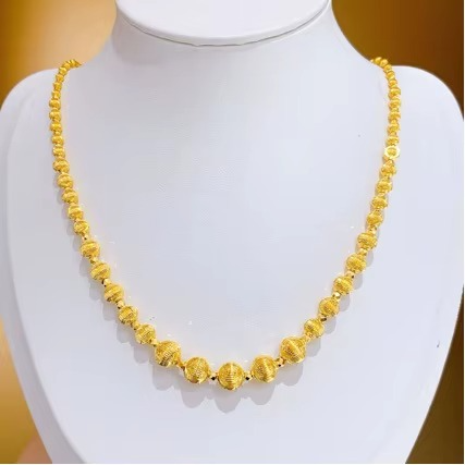 Cat's Eye Necklace for Women, 24K Gold, AU999 | Gold chain with glowing cat's eye stone, mysterious elegance for everyday wear.