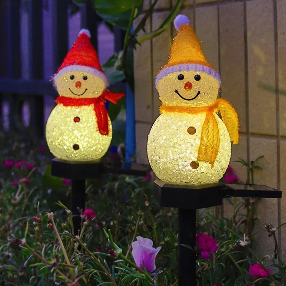 LED Christmas Solar Power Snowman Light Outdoor Waterproof Lawn Lamps Garden Garland Yard Fence Light for Christmas Decoration