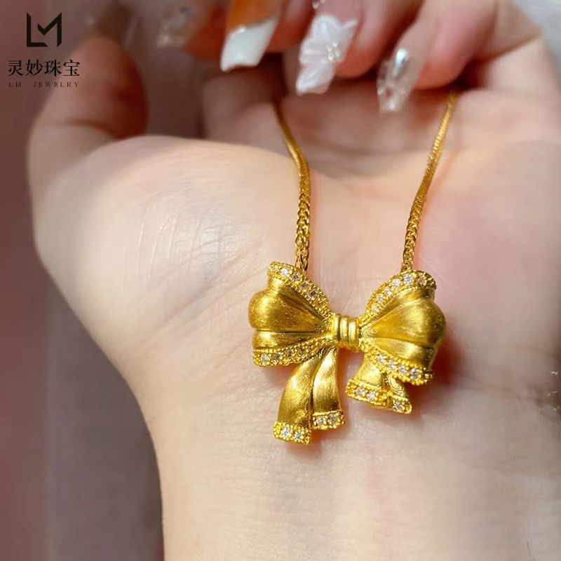 24K AU999 Gold Women’s Necklace - Elegant Pendant Design, Perfect for Daily Chic & Office Style