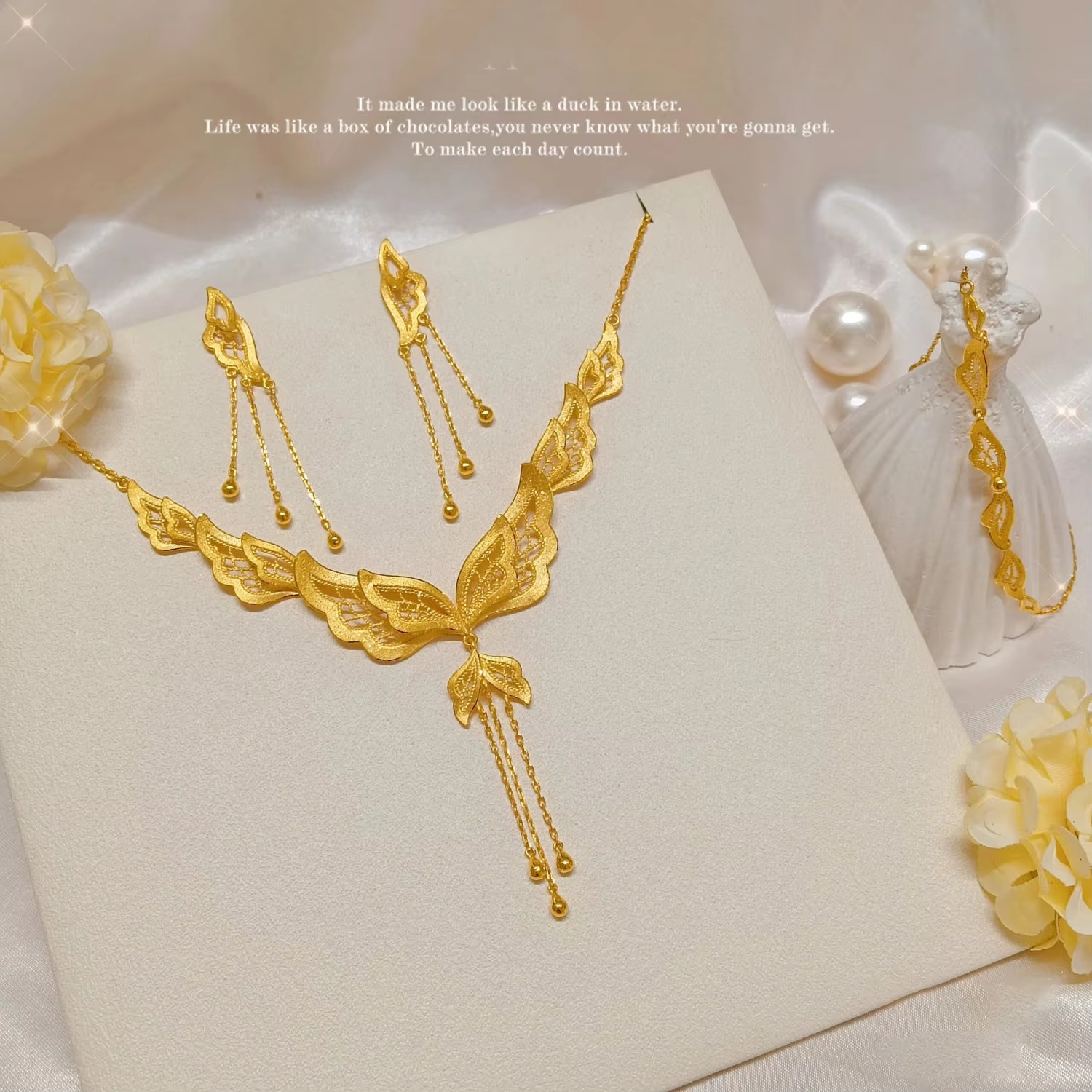 Butterfly Love Necklace 9999 24K Real Gold Niche Fashion Exquisite Hollow Retro Fashion Versatile Versatile Necklace Women