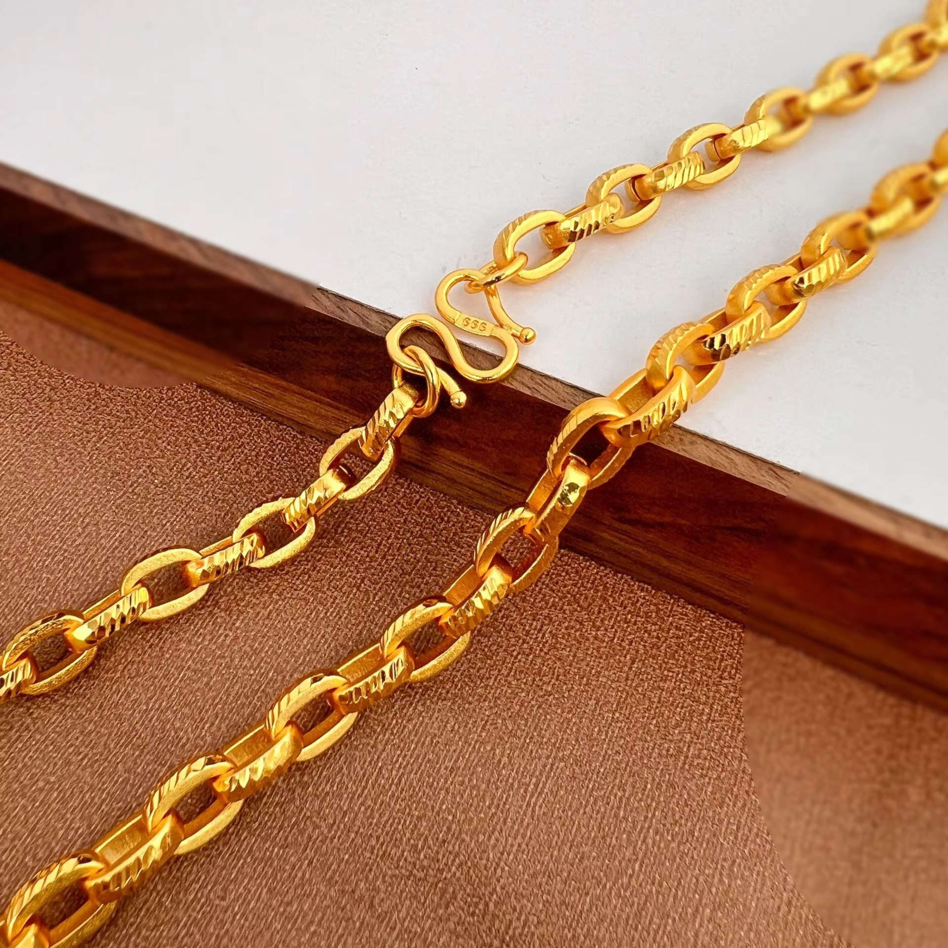 Luxury 9999 24K real gold Loop Loop chain sand finish car flower buckle necklace Men's and women's necklace Fashion accessories