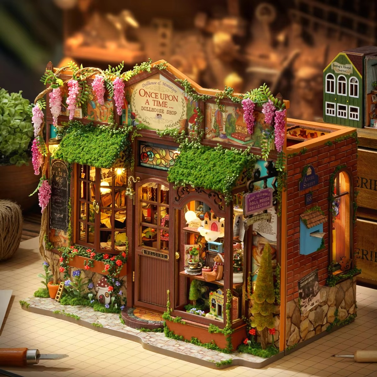 New Christmas Gift Diy Big Wooden Dollhouse Furniture Light Kit Doll House Casa Miniature AccessoriesWooden Toys Birthday Gifts