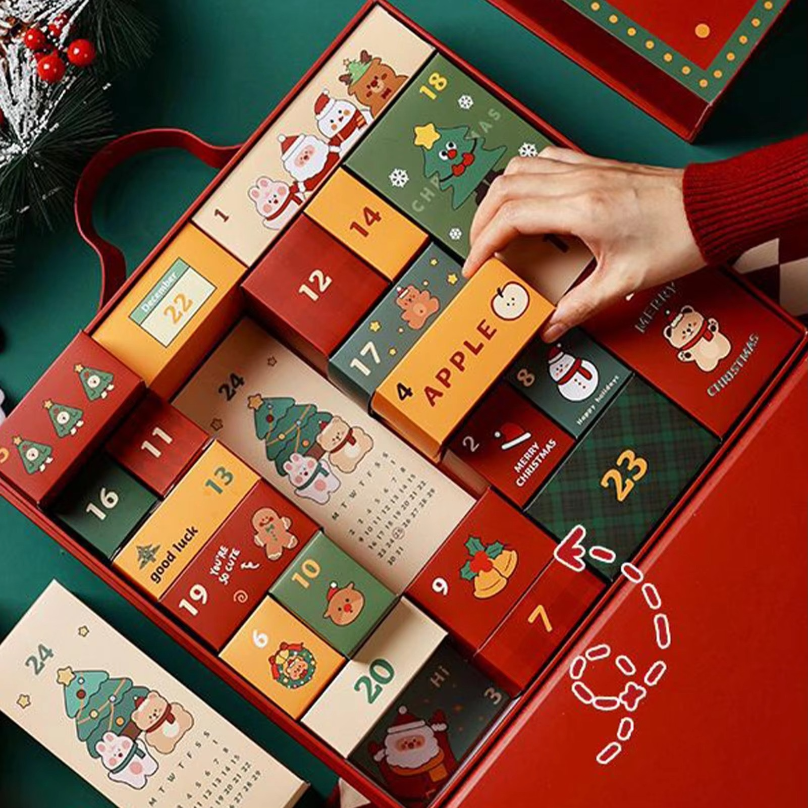 24pcs Empty Christmas Advent Calendar Boxes 24 Days Kids Christmas Countdown Calendar Gift Packaging Small Empty Box for Kids