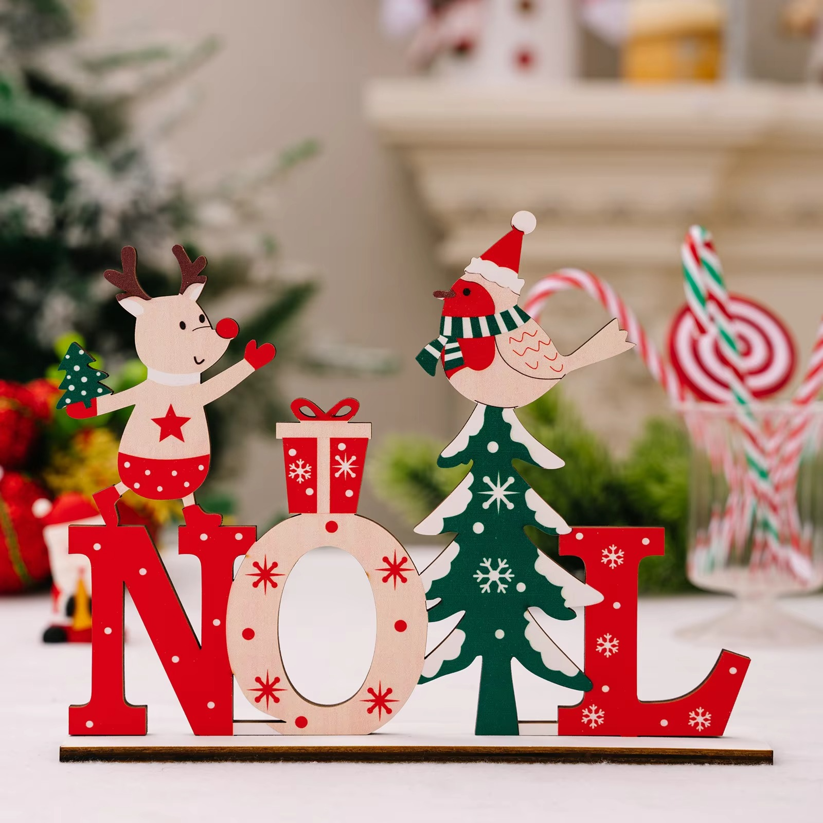 4PCS Christmas Table Centerpiece Decoration,Wooden Xmas Snowman Santa Claus Table Decor Signs for Holiday Home Party Ornament
